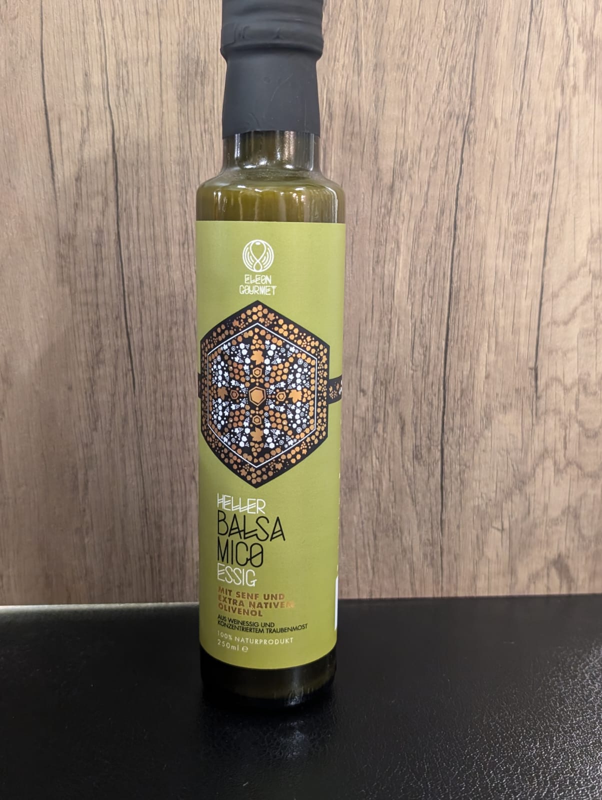 Balsamico Essig Groß