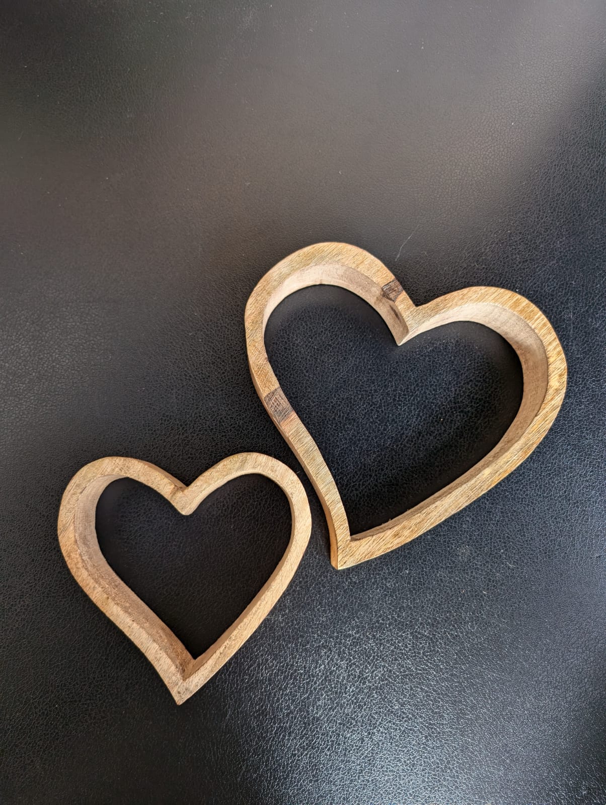 Aufstellherz aus Mangoholz