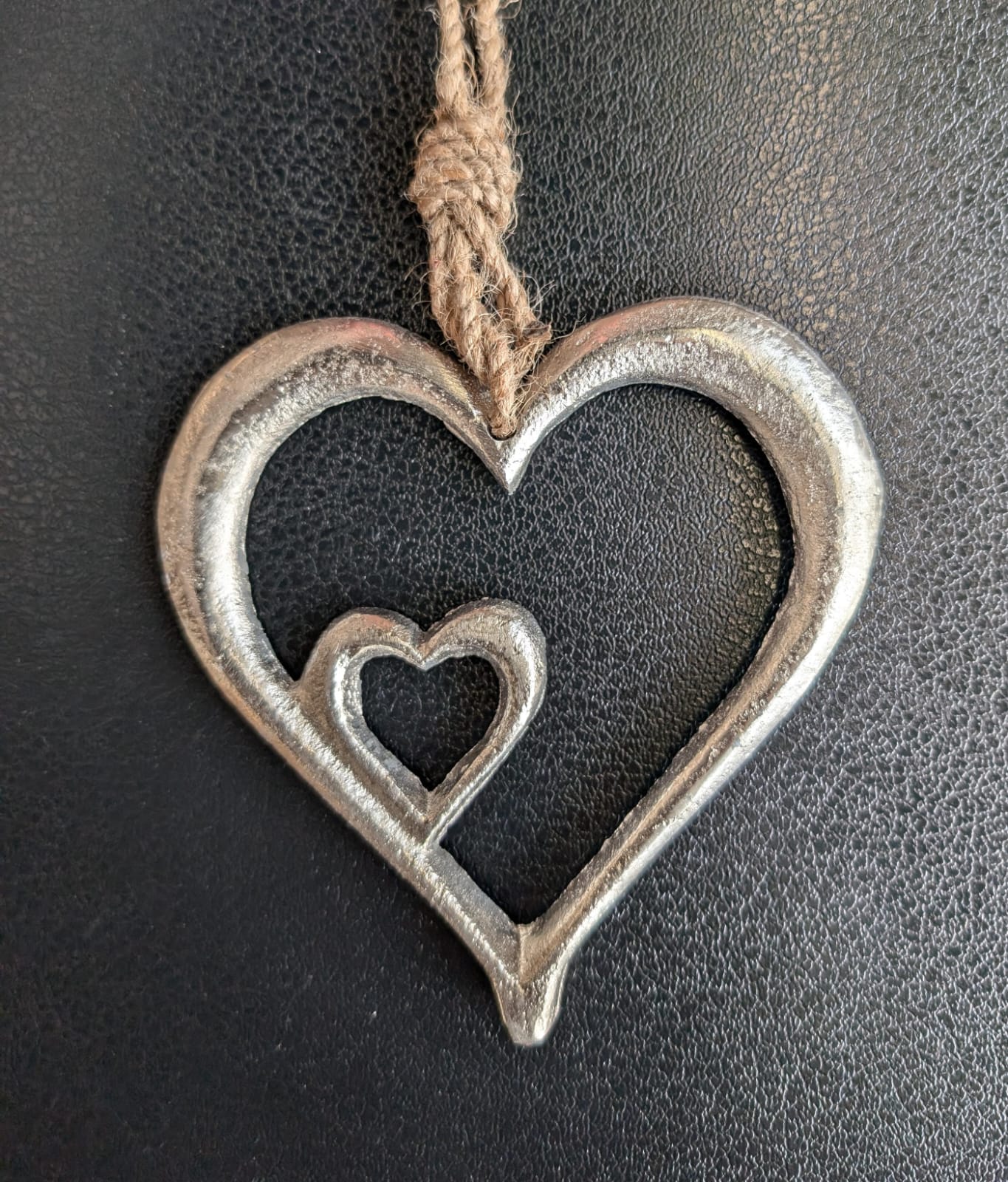 Metallherze in verschiedenen Größen