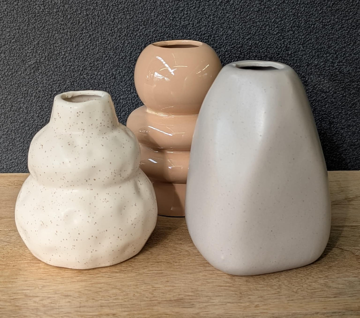 Kleine Vase in Naturtönen