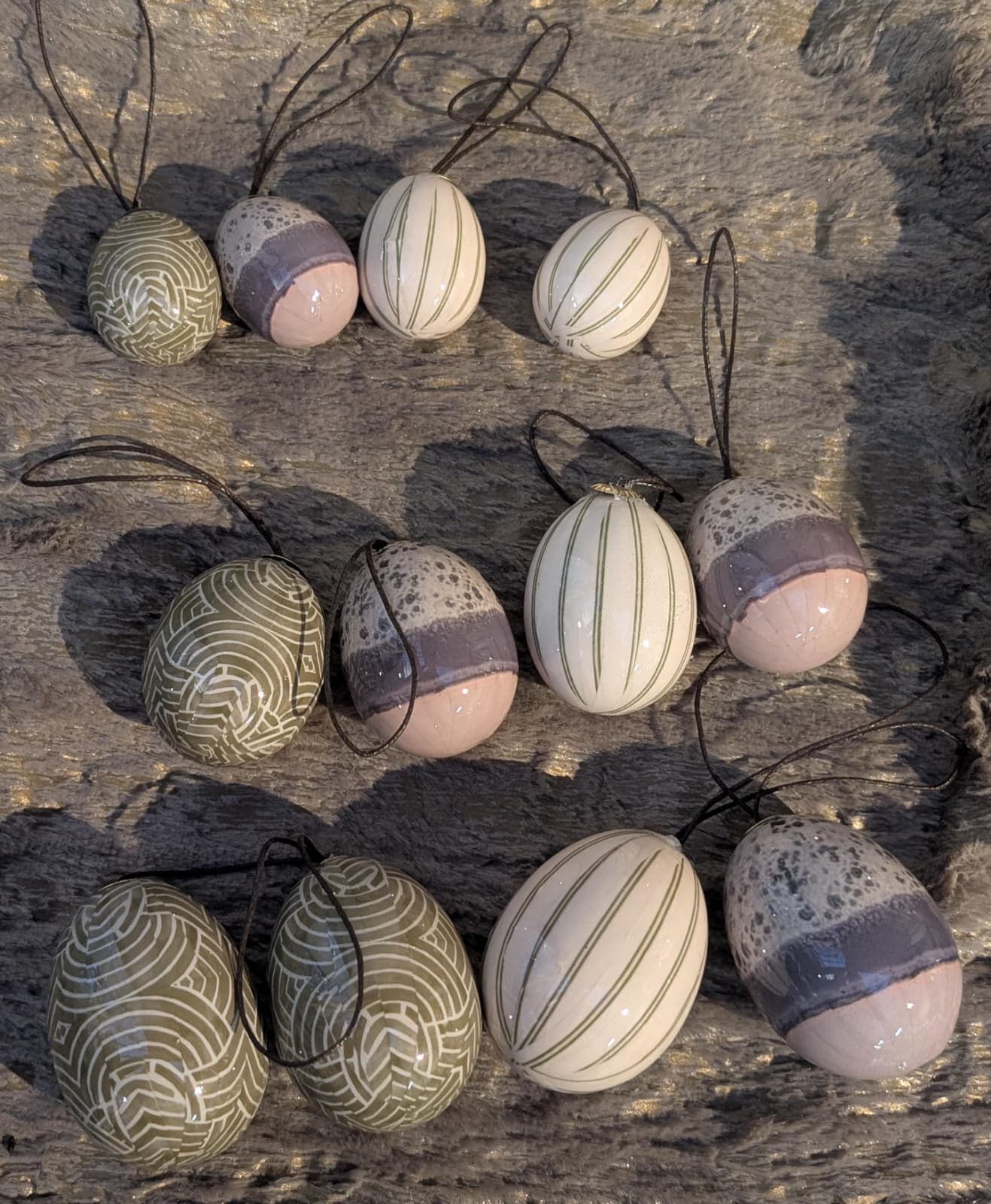 Eier Set (12 Eier in verschiedenen Größen)