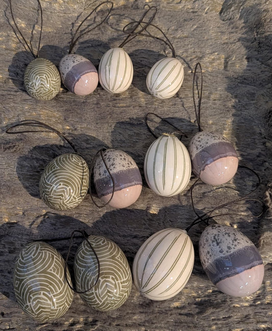 Eier Set (12 Eier in verschiedenen Größen)